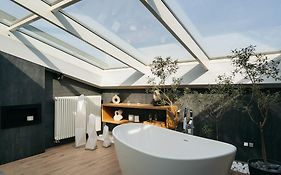 Privilege Suites II - Loftaffair Collection